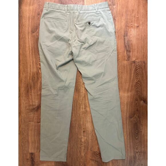 NWOT Everlane Performance Slim Fit Chino Pant Light Sage Size 34x32 - Picture 4 of 7